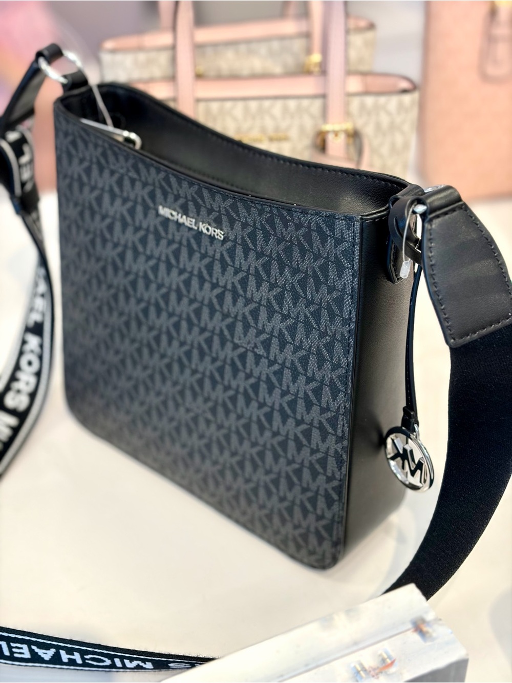 Michael Kors Jet Set Travel Small Black MK Signature Crossbody - Picture 4 of 10